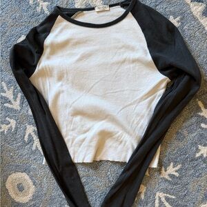 Brandy Melville Black and White Long Sleeve Tee